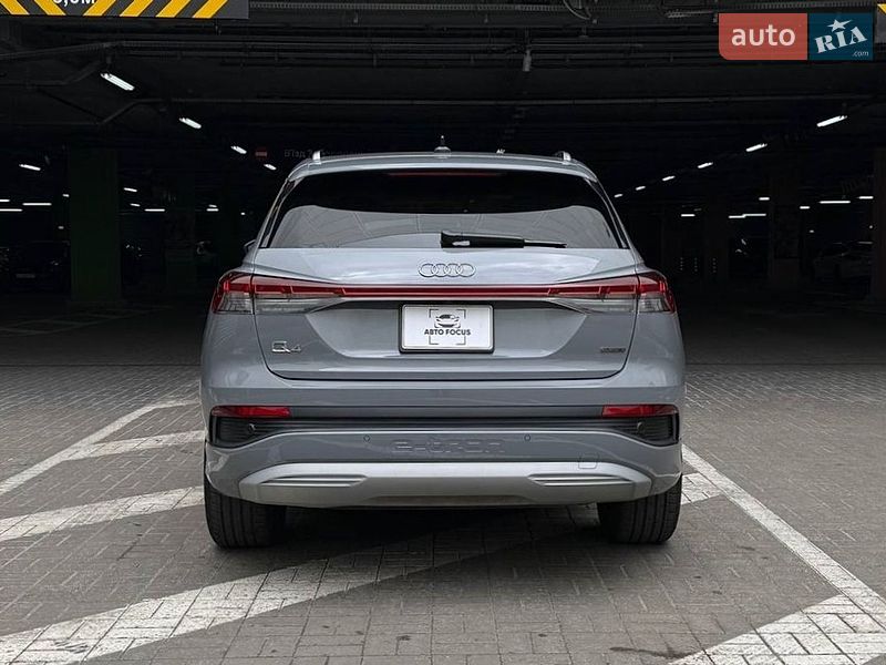 Позашляховик / Кросовер Audi Q4 e-tron 2023 в Києві