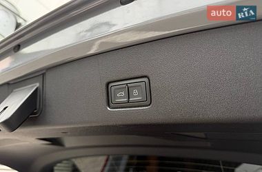 Позашляховик / Кросовер Audi Q4 e-tron 2023 в Києві