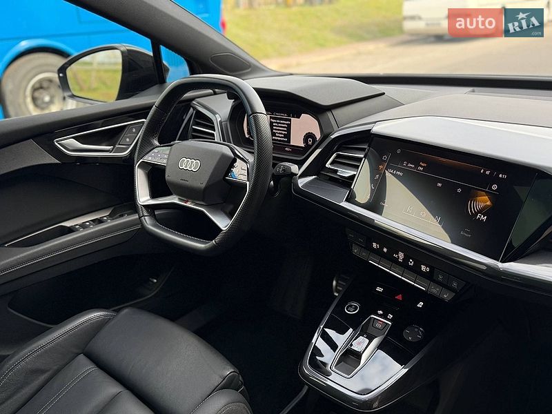 Внедорожник / Кроссовер Audi Q4 e-tron 2022 в Киеве