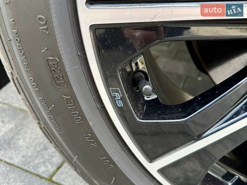 Внедорожник / Кроссовер Audi Q4 e-tron 2024 в Львове