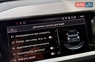 Внедорожник / Кроссовер Audi Q4 e-tron 2024 в Львове