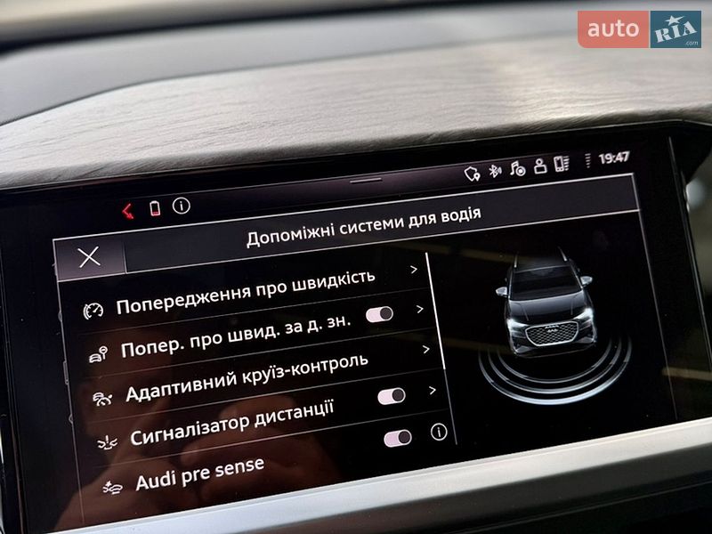 Внедорожник / Кроссовер Audi Q4 e-tron 2024 в Львове