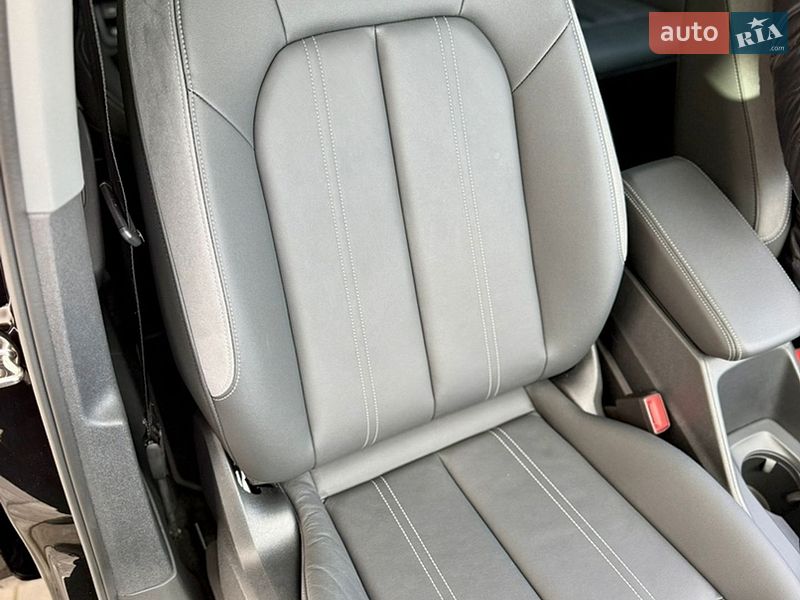 Внедорожник / Кроссовер Audi Q4 e-tron 2024 в Львове