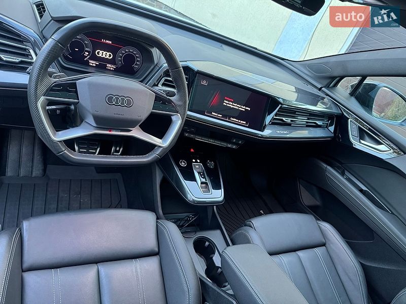 Внедорожник / Кроссовер Audi Q4 e-tron 2024 в Днепре