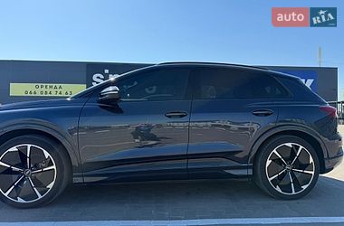 Внедорожник / Кроссовер Audi Q4 e-tron 2024 в Киеве