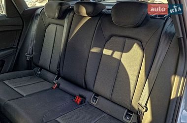 Внедорожник / Кроссовер Audi Q4 e-tron 2022 в Кременчуге