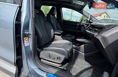 Внедорожник / Кроссовер Audi Q4 e-tron 2024 в Львове
