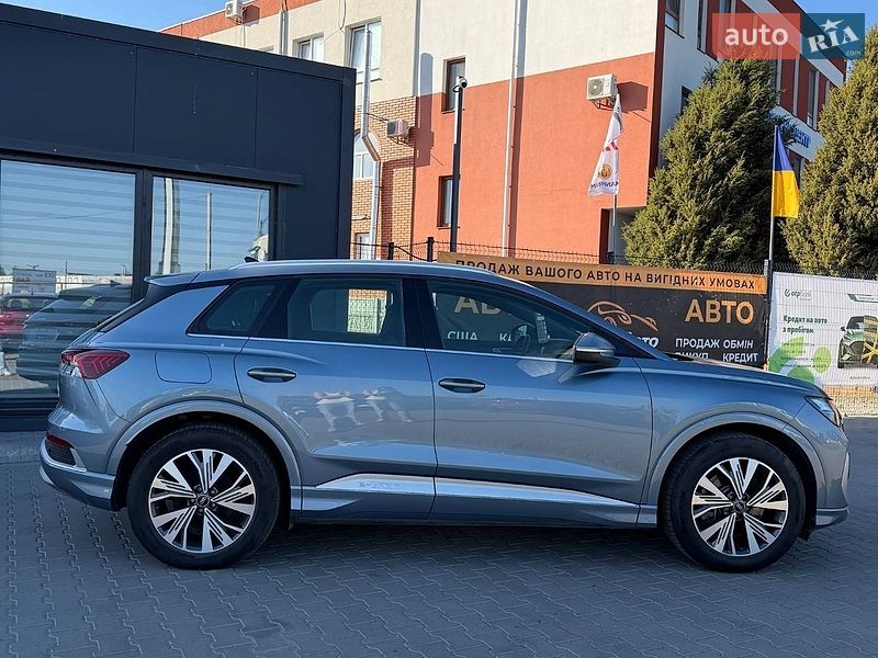 Внедорожник / Кроссовер Audi Q4 e-tron 2024 в Виннице