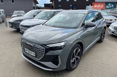 Позашляховик / Кросовер Audi Q4 e-tron 2023 в Ковелі