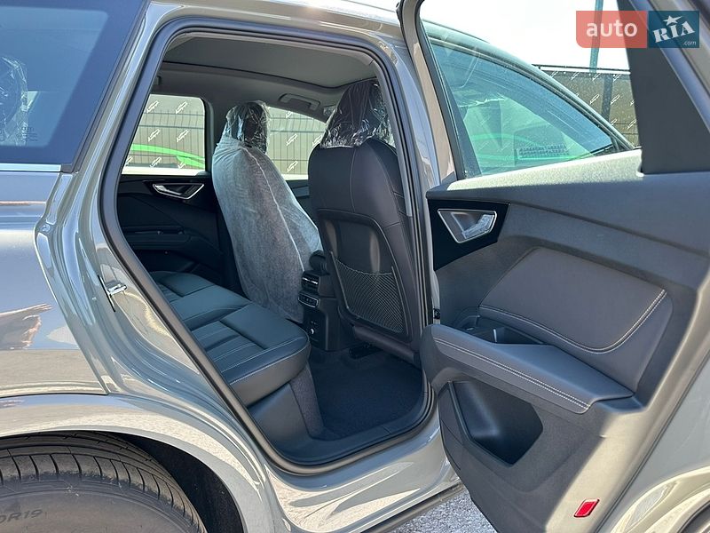Внедорожник / Кроссовер Audi Q4 e-tron 2025 в Киеве фото 29 Внедорожник / Кроссовер Audi Q4 e-tron 2025 в Киеве