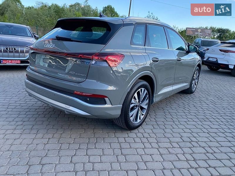 Внедорожник / Кроссовер Audi Q4 e-tron 2024 в Львове
