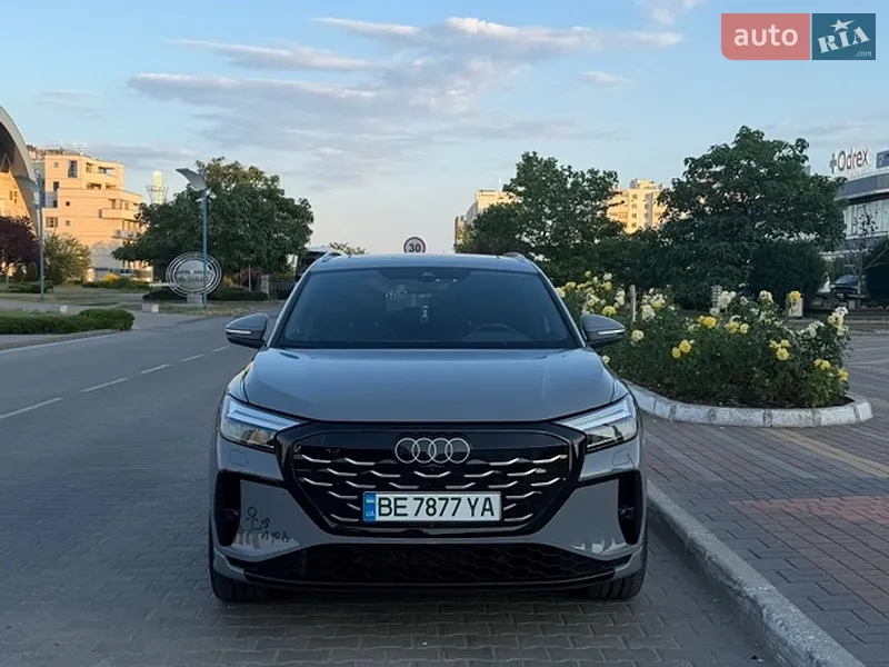 Audi Q4 e-tron 2024