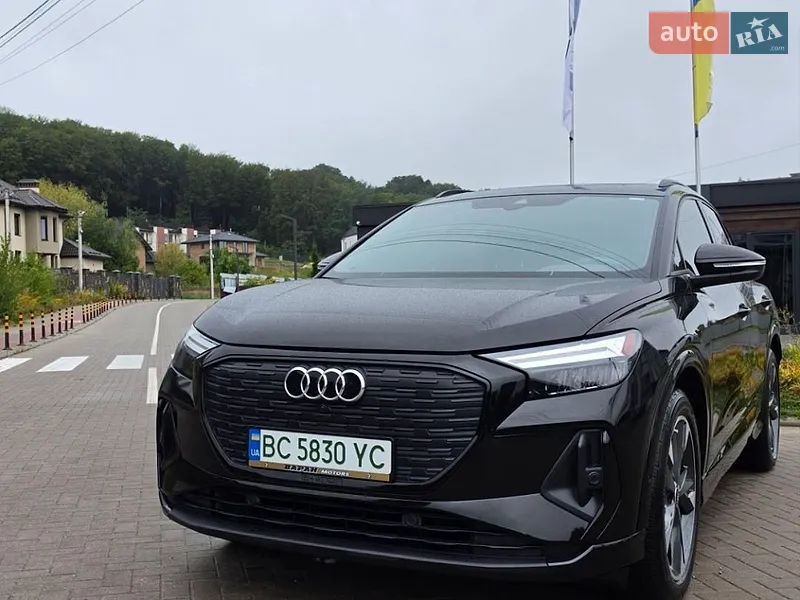 Audi Q4 e-tron 2024