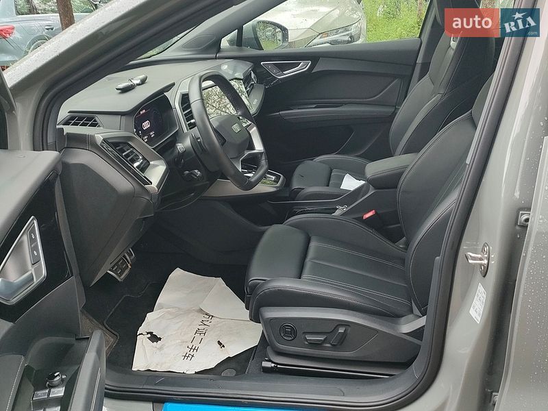 Внедорожник / Кроссовер Audi Q4 e-tron 2024 в Киеве