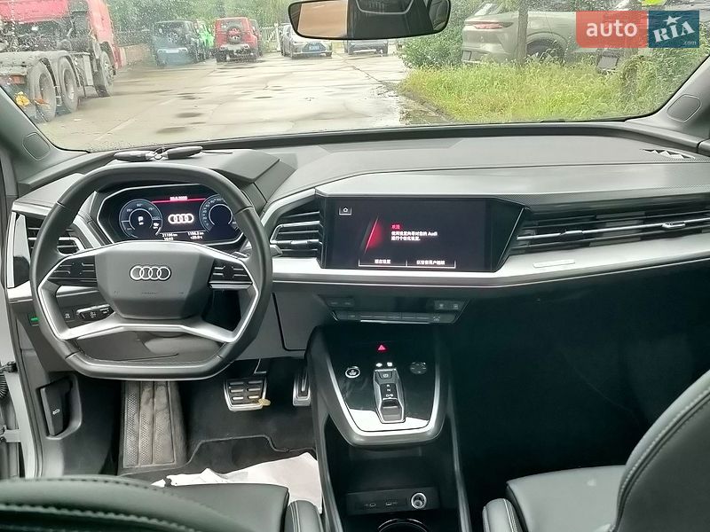 Внедорожник / Кроссовер Audi Q4 e-tron 2024 в Киеве