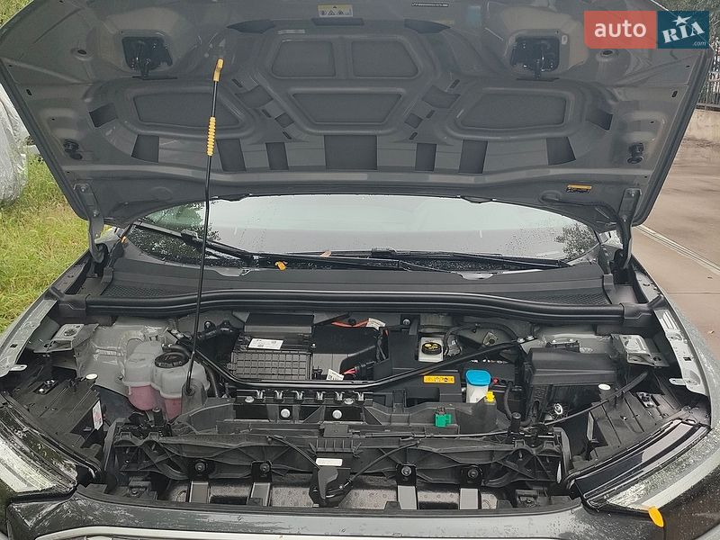 Внедорожник / Кроссовер Audi Q4 e-tron 2024 в Киеве