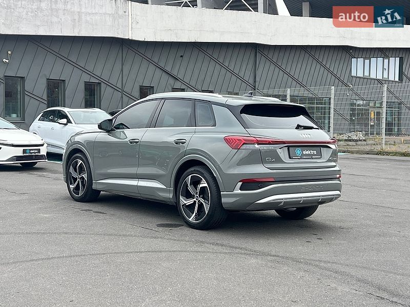 Внедорожник / Кроссовер Audi Q4 e-tron 2024 в Львове