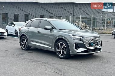 Внедорожник / Кроссовер Audi Q4 e-tron 2024 в Львове