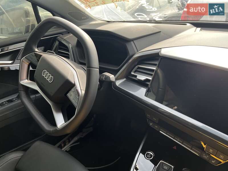 Позашляховик / Кросовер Audi Q4 Sportback e-tron 2023 в Львові