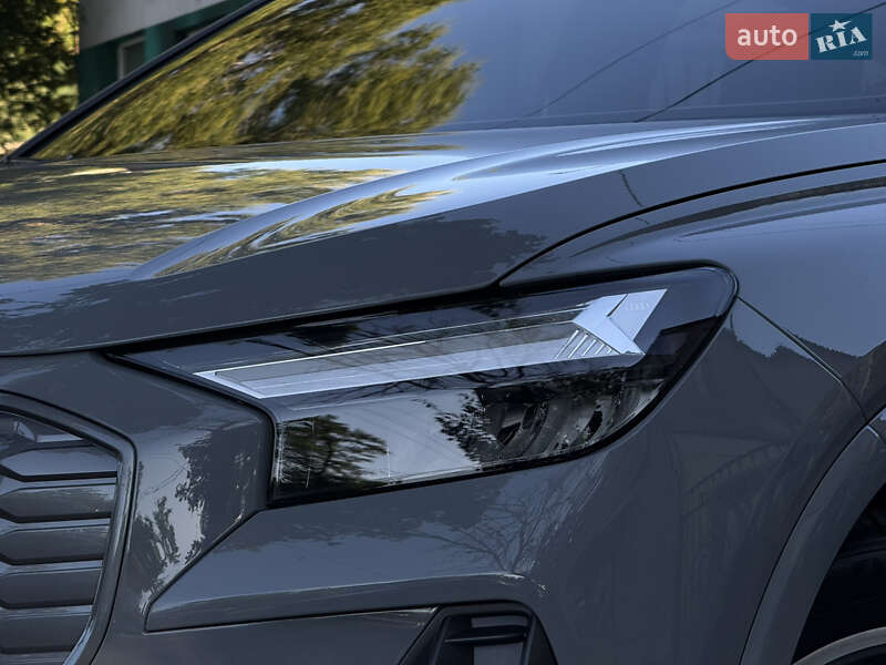 Внедорожник / Кроссовер Audi Q4 Sportback e-tron 2023 в Николаеве