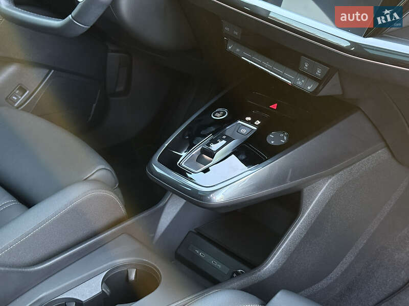 Внедорожник / Кроссовер Audi Q4 Sportback e-tron 2023 в Николаеве