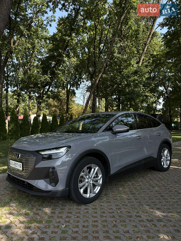 Внедорожник / Кроссовер Audi Q4 Sportback e-tron 2022 в Харькове
