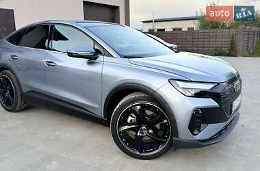 Внедорожник / Кроссовер Audi Q4 Sportback e-tron 2022 в 