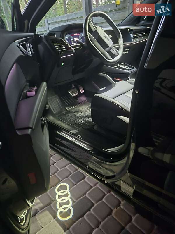 Внедорожник / Кроссовер Audi Q4 Sportback e-tron 2024 в Буче