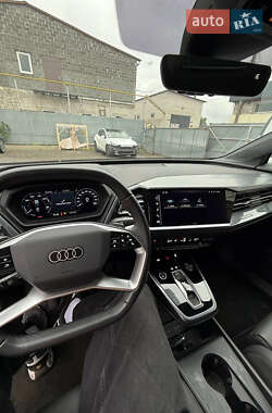 Внедорожник / Кроссовер Audi Q4 Sportback e-tron 2023 в 
