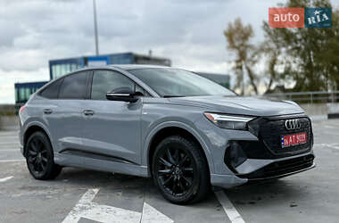 Внедорожник / Кроссовер Audi Q4 Sportback e-tron 2022 в 