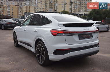Внедорожник / Кроссовер Audi Q4 Sportback e-tron 2022 в 
