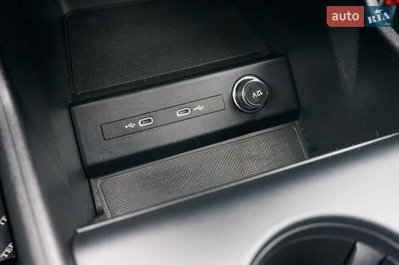 Позашляховик / Кросовер Audi Q4 Sportback e-tron 2022 в Одесі