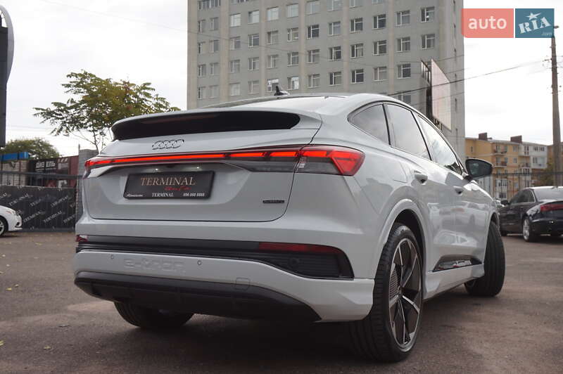 Позашляховик / Кросовер Audi Q4 Sportback e-tron 2022 в Одесі