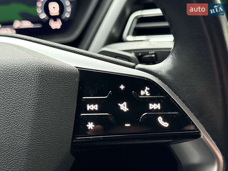 Позашляховик / Кросовер Audi Q4 Sportback e-tron 2022 в Тернополі