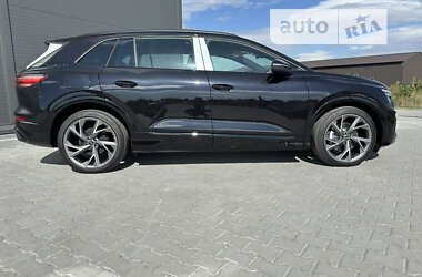 Внедорожник / Кроссовер Audi Q5 e-tron 2024 в 