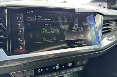 Внедорожник / Кроссовер Audi Q5 e-tron 2024 в 