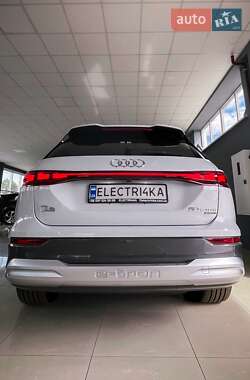 Позашляховик / Кросовер Audi Q5 e-tron 2023 в Дніпрі