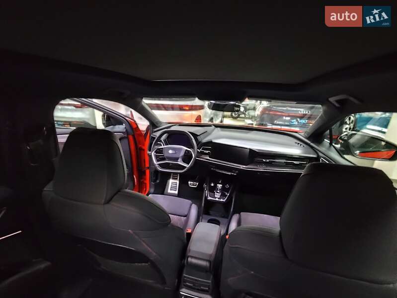 Позашляховик / Кросовер Audi Q5 e-tron 2023 в Києві