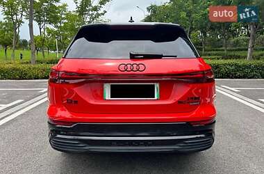 Внедорожник / Кроссовер Audi Q5 e-tron 2022 в 