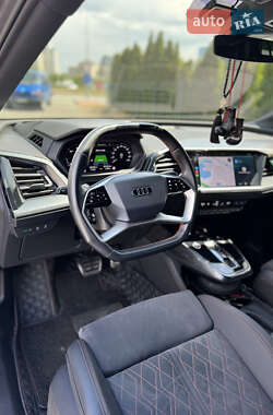 Внедорожник / Кроссовер Audi Q5 e-tron 2023 в 