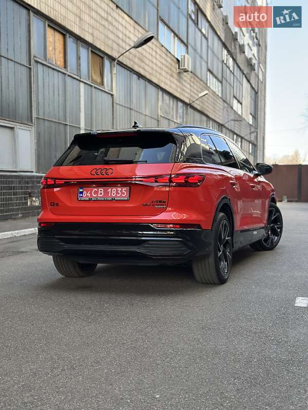 Внедорожник / Кроссовер Audi Q5 e-tron 2022 в Киеве фото 4 Внедорожник / Кроссовер Audi Q5 e-tron 2022 в Киеве