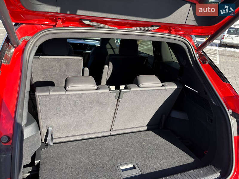 Внедорожник / Кроссовер Audi Q5 e-tron 2022 в Киеве фото 41 Внедорожник / Кроссовер Audi Q5 e-tron 2022 в Киеве