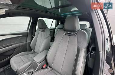 Внедорожник / Кроссовер Audi Q5 e-tron 2023 в 