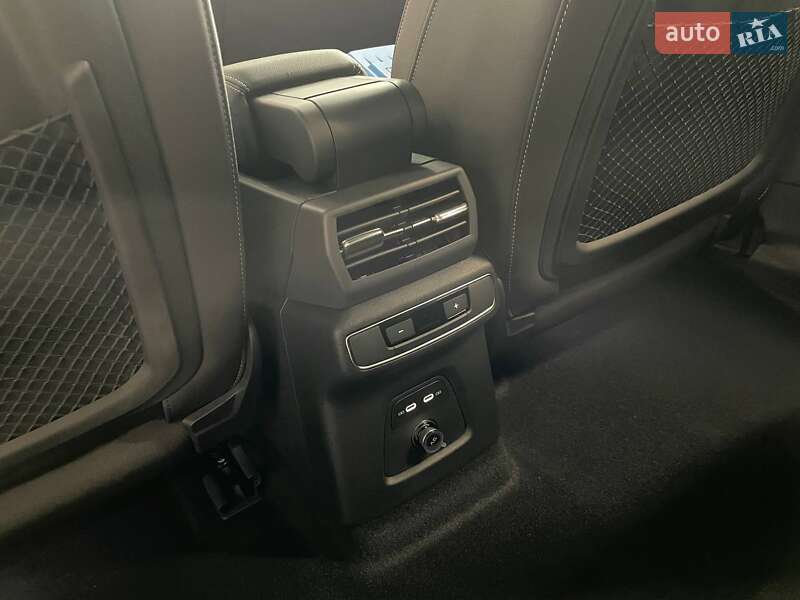 Позашляховик / Кросовер Audi Q5 e-tron 2023 в Львові