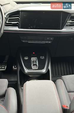 Внедорожник / Кроссовер Audi Q5 e-tron 2022 в 