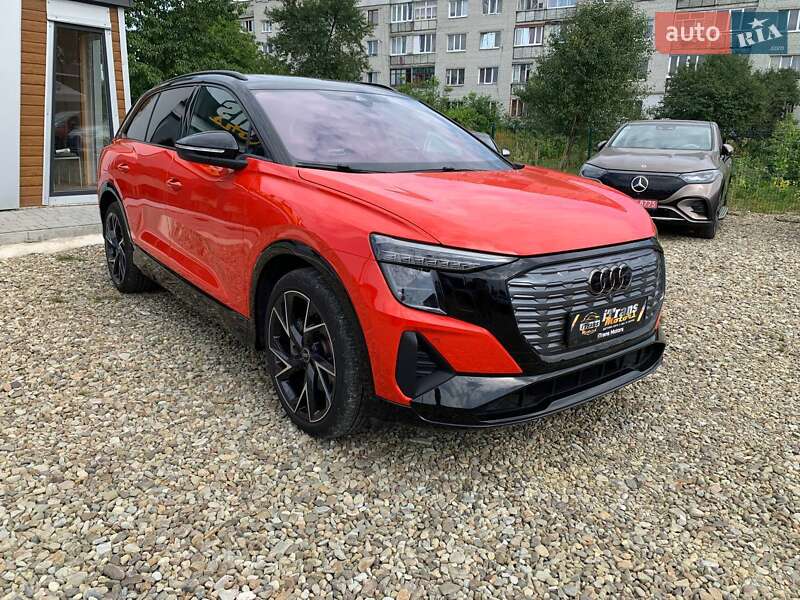 Внедорожник / Кроссовер Audi Q5 e-tron 2022 в Стрые