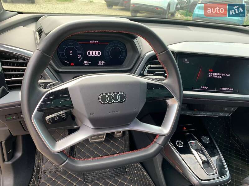 Внедорожник / Кроссовер Audi Q5 e-tron 2022 в Стрые