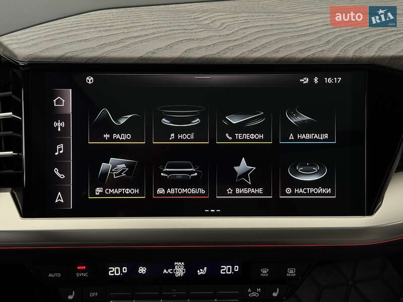 Позашляховик / Кросовер Audi Q5 e-tron 2022 в Києві