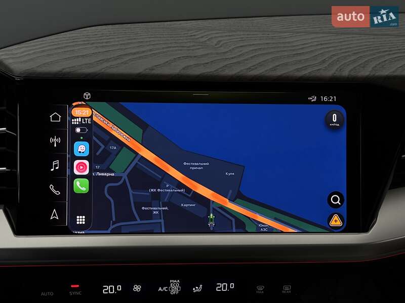 Позашляховик / Кросовер Audi Q5 e-tron 2022 в Києві