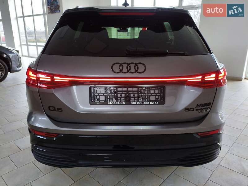 Внедорожник / Кроссовер Audi Q5 e-tron 2022 в Харькове фото 4 Внедорожник / Кроссовер Audi Q5 e-tron 2022 в Харькове